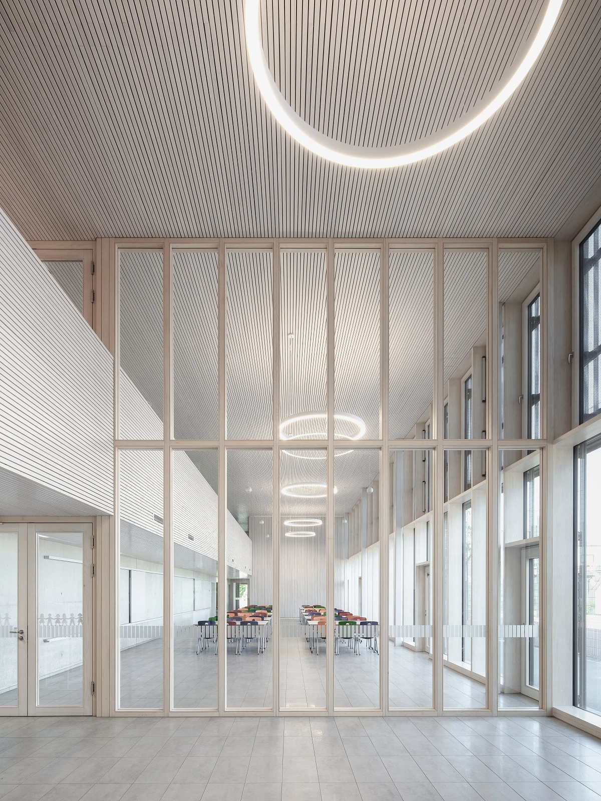 Innenansicht Mensabereich der Sporthalle