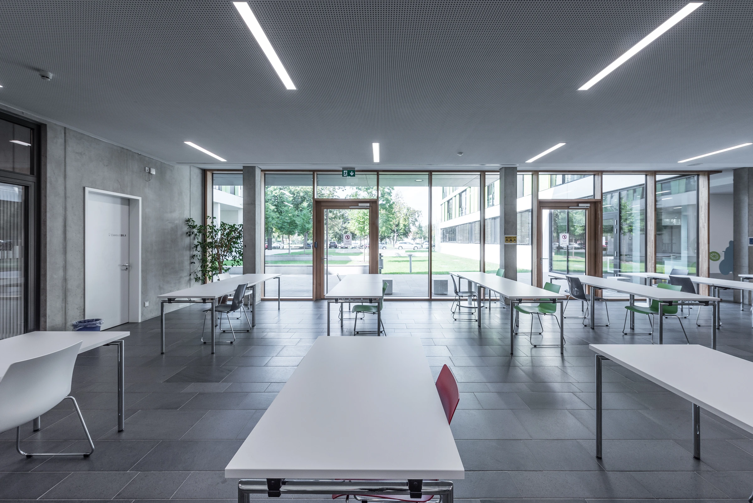 Innenbereich der Großküche eines Jugendwohnheimes