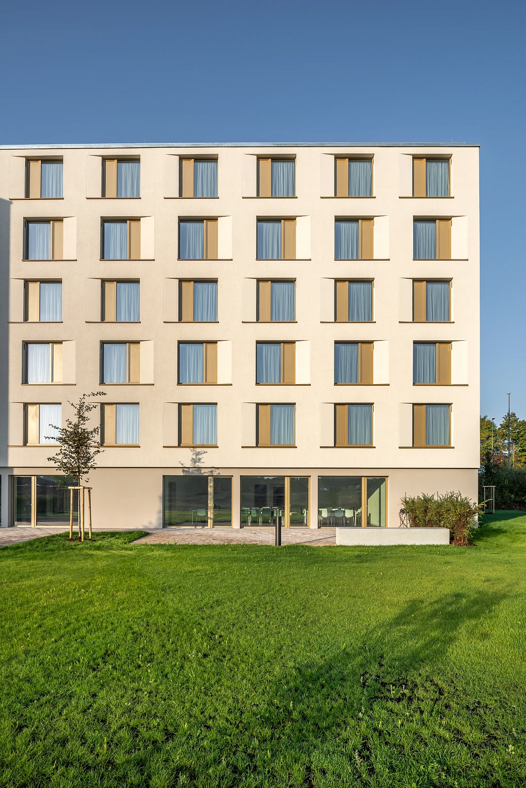 Studierendenwohnheim mit serieller WDVS Fassade