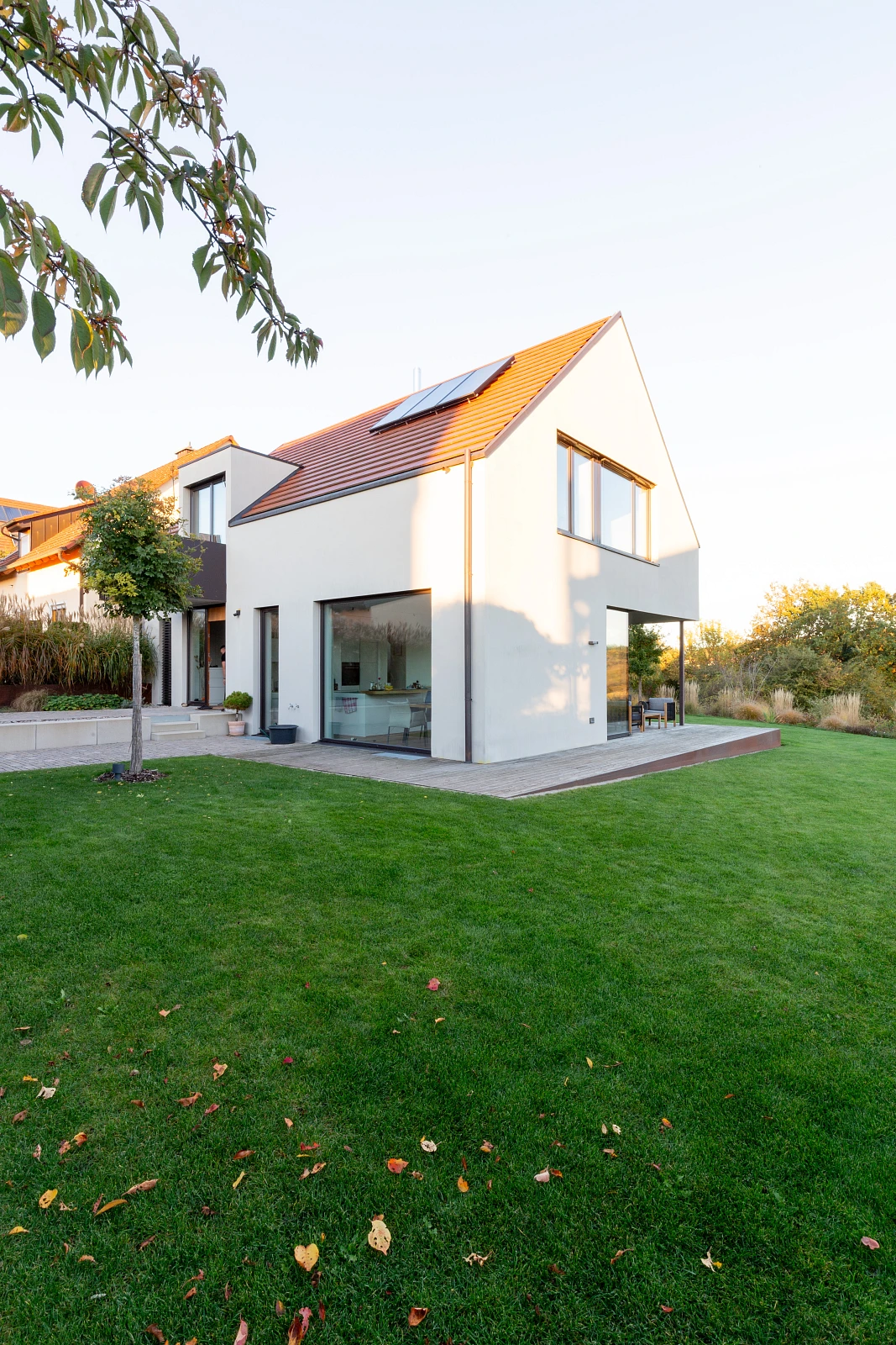 Einfamilienhaus mit Satteldach und Putzfassade