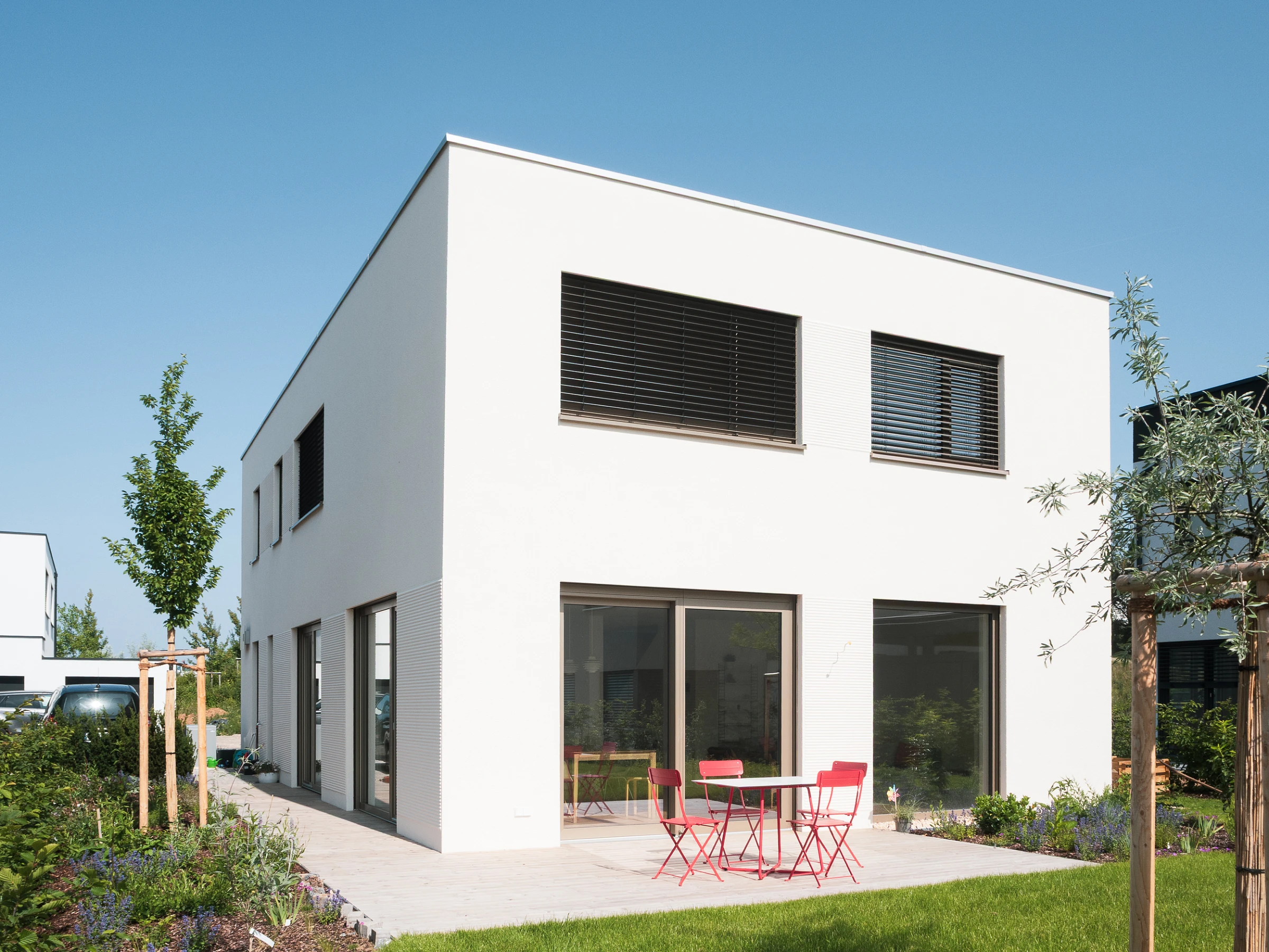 Modernes Einfamilienwohnhaus mit Putzfassade