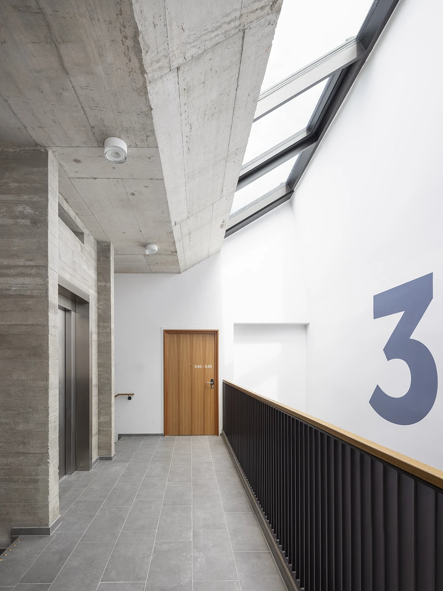 Innenansicht Beschilderung Inklusives Studentenwohnheim Bestandssanierung